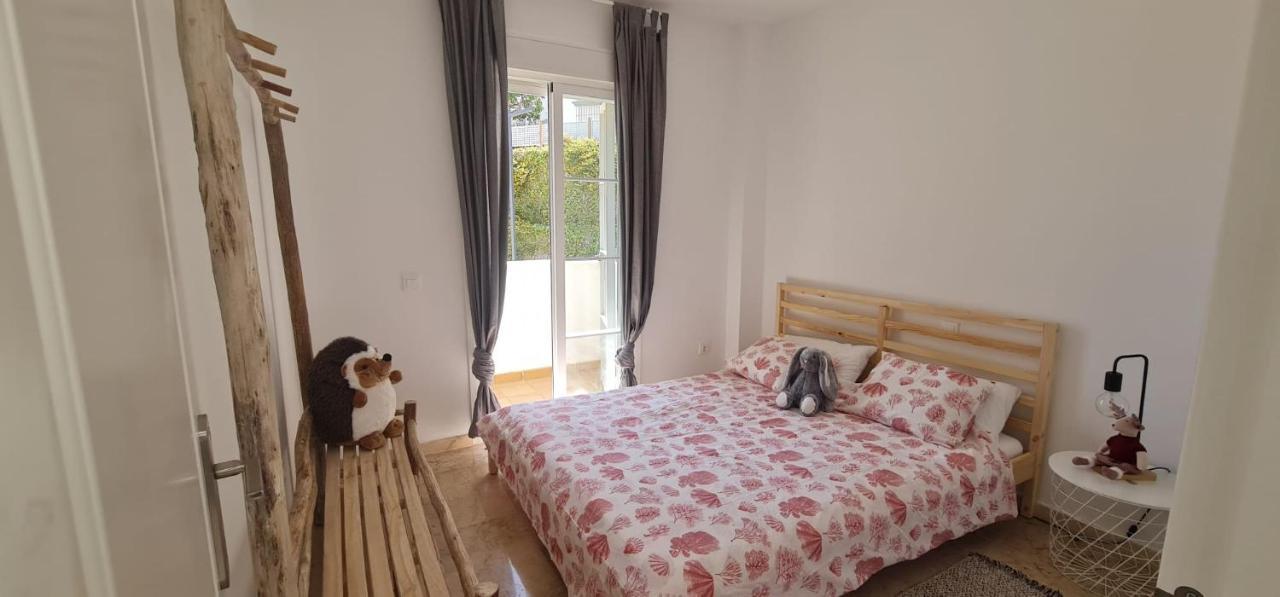 Small Oasis - Appartement 6 Personnes Manilva Exteriör bild